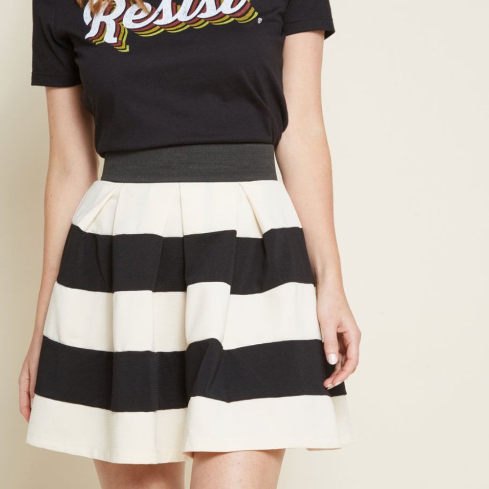 NWT Modcloth Stripe It Lucky Skater Skirt
